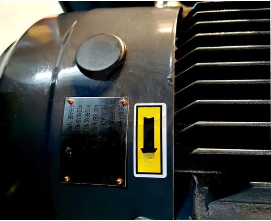 Компрессор COMARO SB 7.5-10 L (V22LB95PWV077/210L), изображение 4 от магазина Вимкор Компрессор COMARO SB 7.5-10 L (V22LB95PWV077/210L), изображение 4