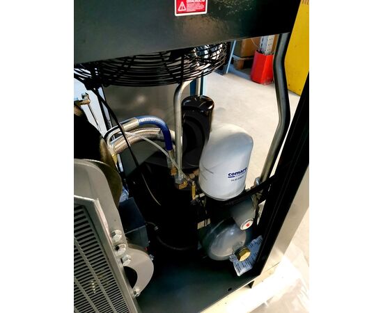 Компрессор COMARO SB 7.5-10 L (V22LB95PWV077/210L), изображение 6 от магазина Вимкор Компрессор COMARO SB 7.5-10 L (V22LB95PWV077/210L), изображение 6
